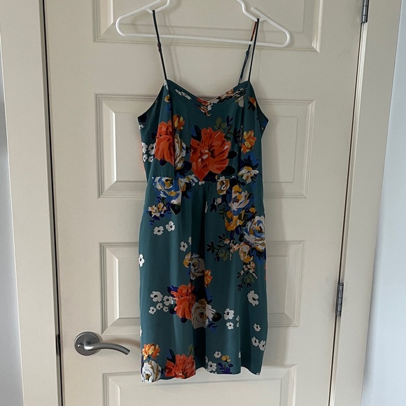 Silk dress from Anthropologie - Picture 5 of 8